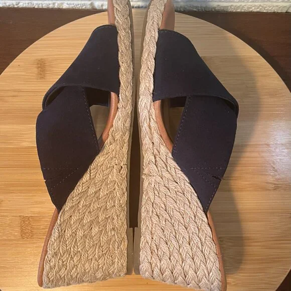 Tommy Bahama Navy Blue Stacey Wedge Espadrille Slip-on Sandals Size 8.5M - Picture 5 of 9